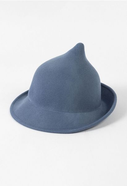 قبعة ساحرة من الصوف الغامض