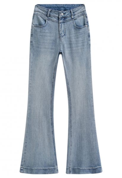 بنطال جينز واسع الساق واسع الخصر باللون الأزرق