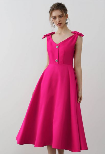 فستان متوسط الطول بكتف مقوس وأزرار زركون باللون الأرجواني