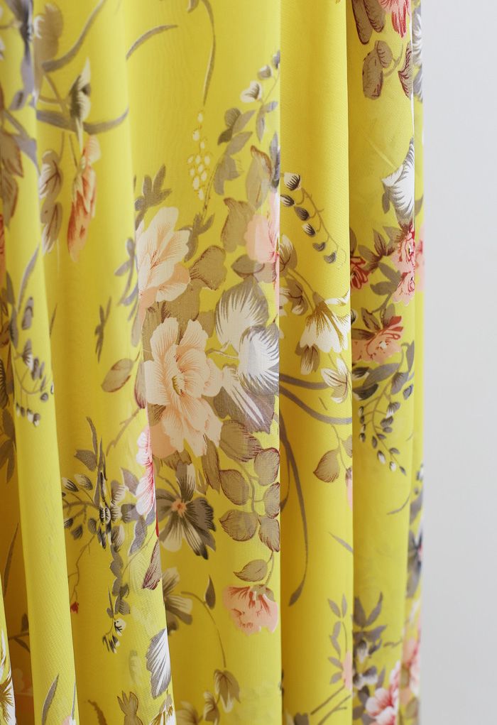 تنورة ماكسي شيفون بنقشة الزهور المفضلة الخالدة باللون الأصفر