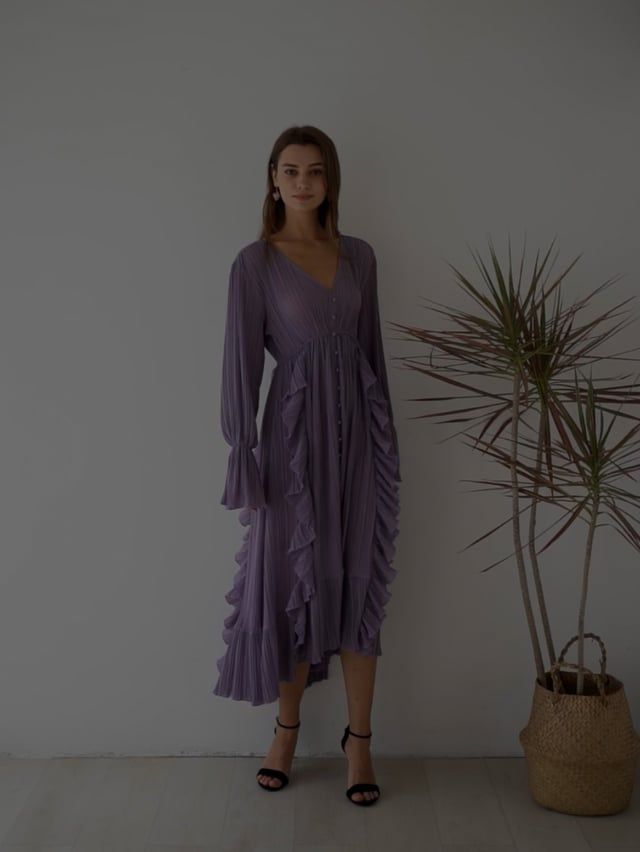 فستان ماكسي شيفون بكشكشة غير متماثلة وطيات غير متماثل في أرجواني