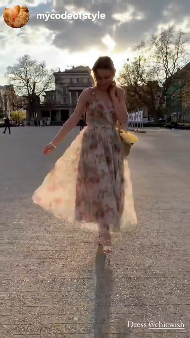فستان كامي شبكي بطيات لف الربيع