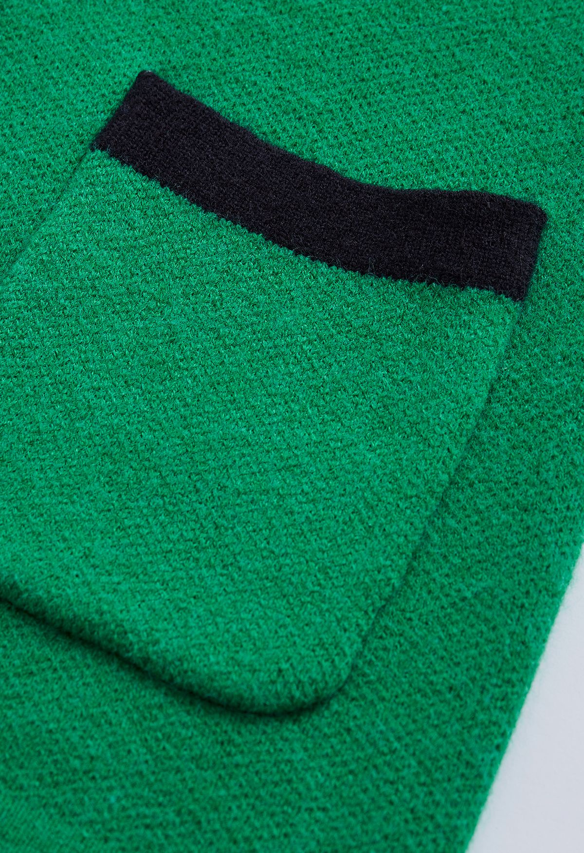 كارديجان مزدوج الصدر بلون متباين باللون الأخضر