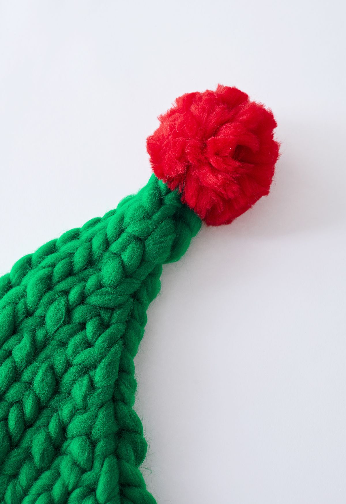 قبعة عيد الميلاد بوم بوم منسوجة يدويًا بلون كتلة اللون