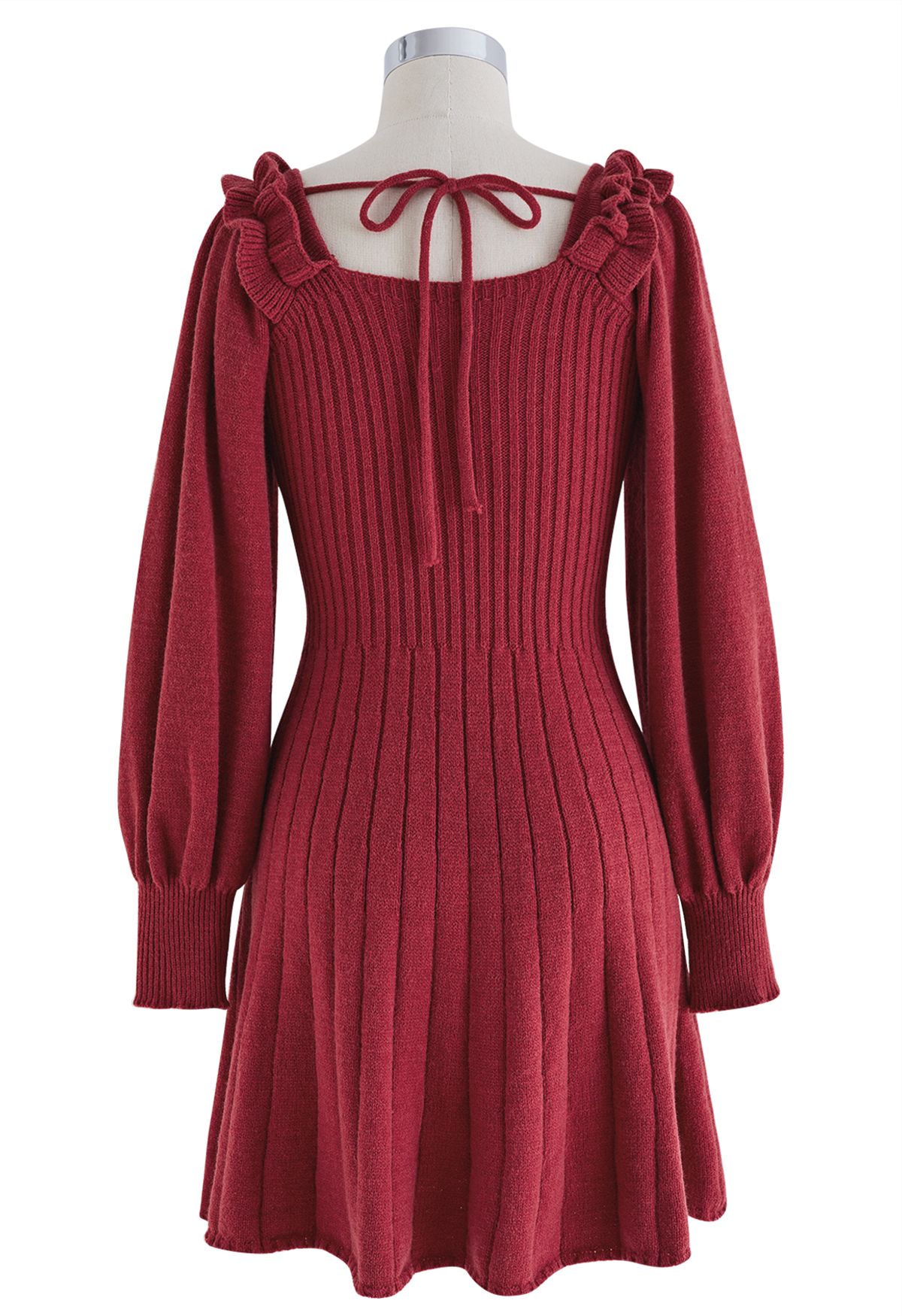 فستان قصير منسوج بربطة عنق مغرفة باللون الأحمر