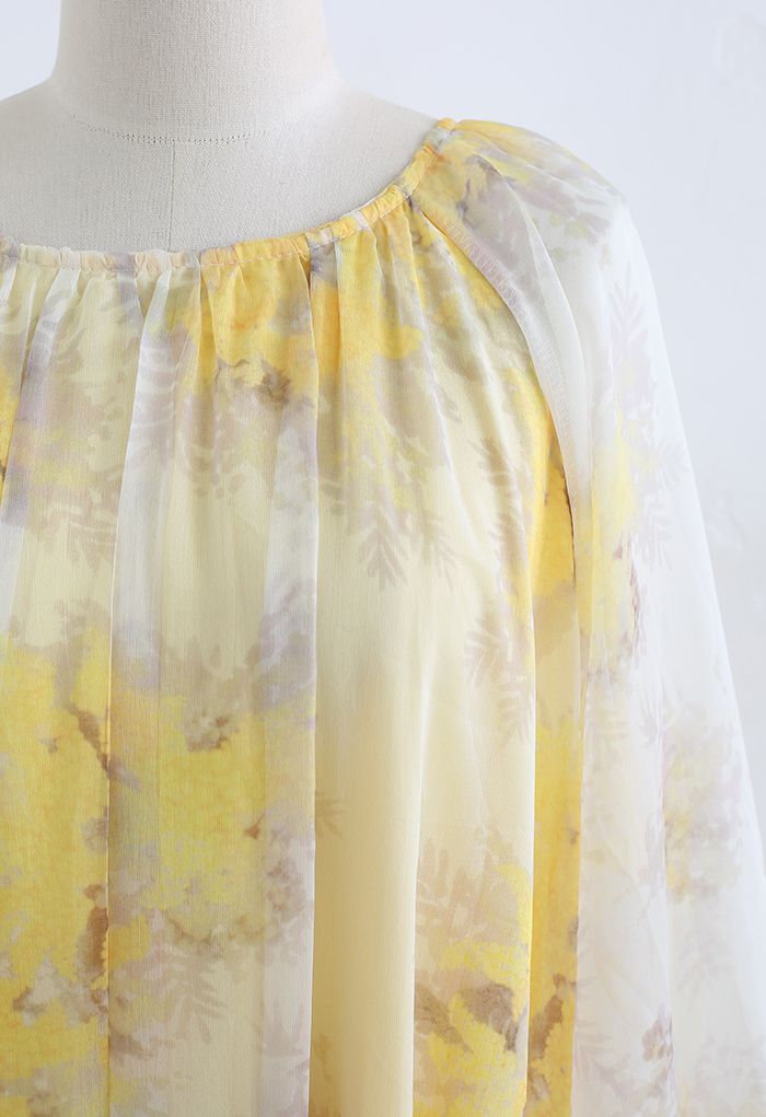 فستان ماكسي شيفون بحافة مكشكشة بنقشة زهور ضبابي باللون الأصفر