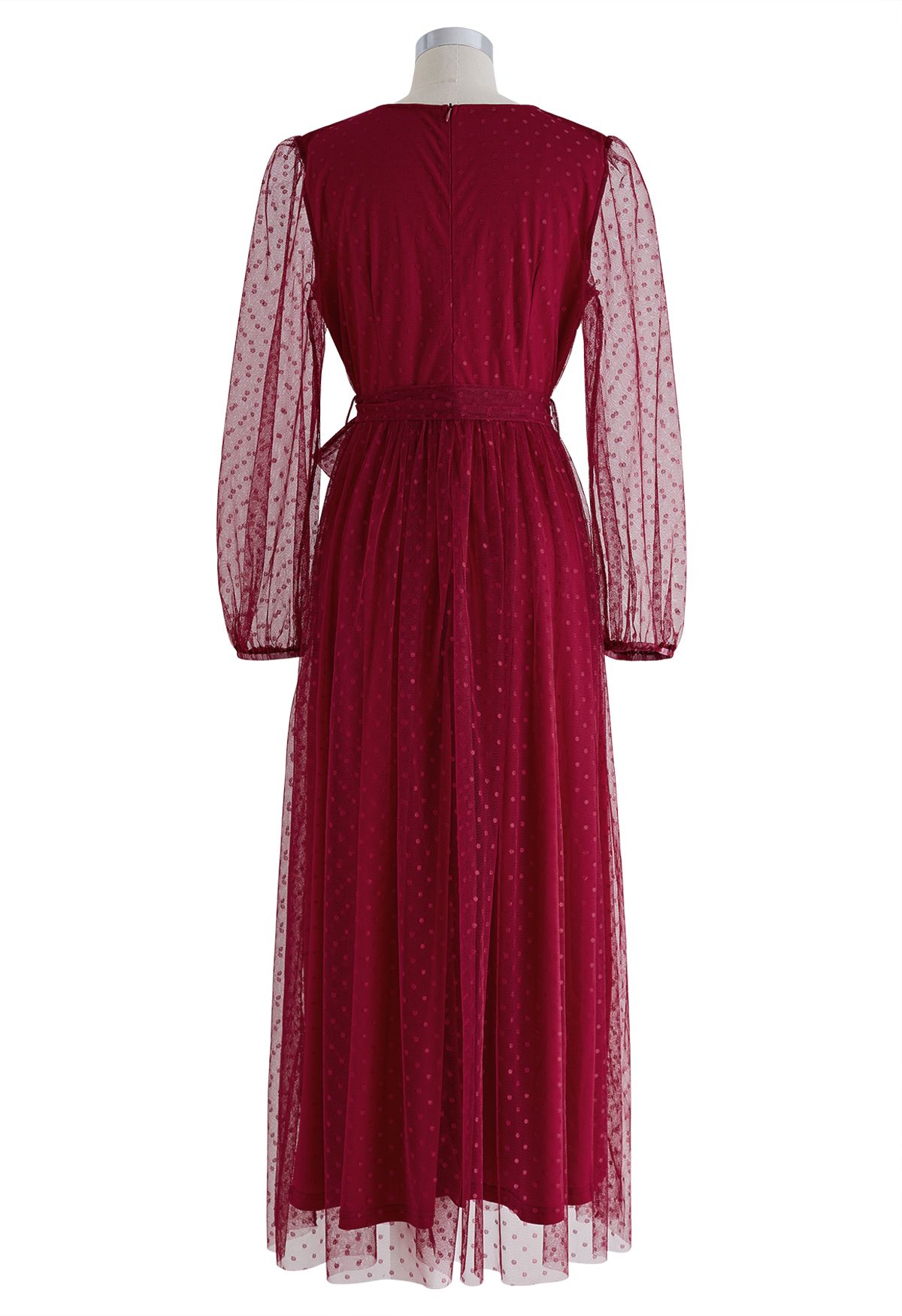 فستان ماكسي شبكي منقط جميل باللون الأحمر