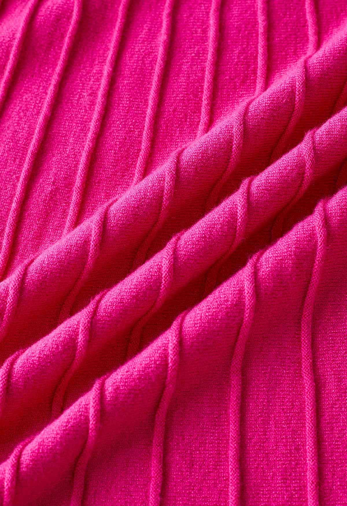 فستان كامي متماسك بطيات باللون الوردي الفاتح