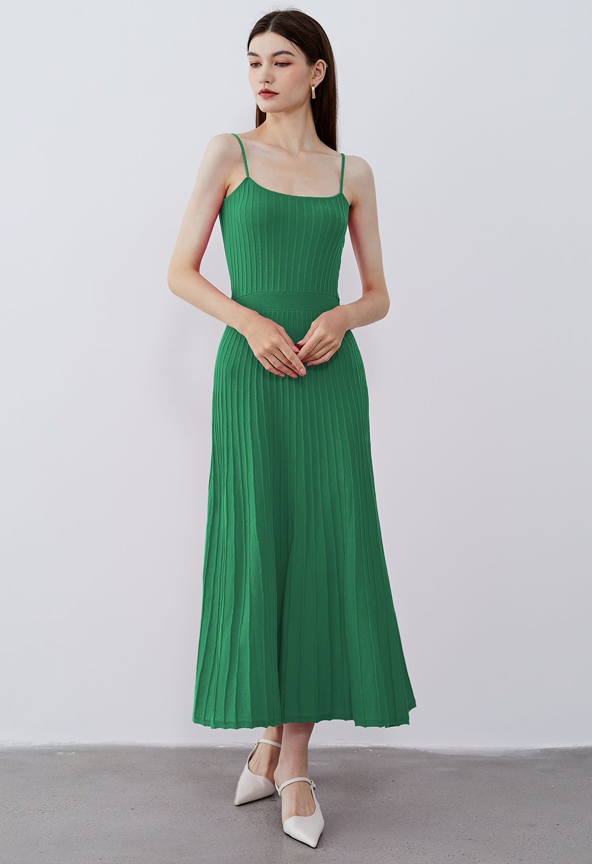 فستان كامي متماسك بطيات باللون الأخضر