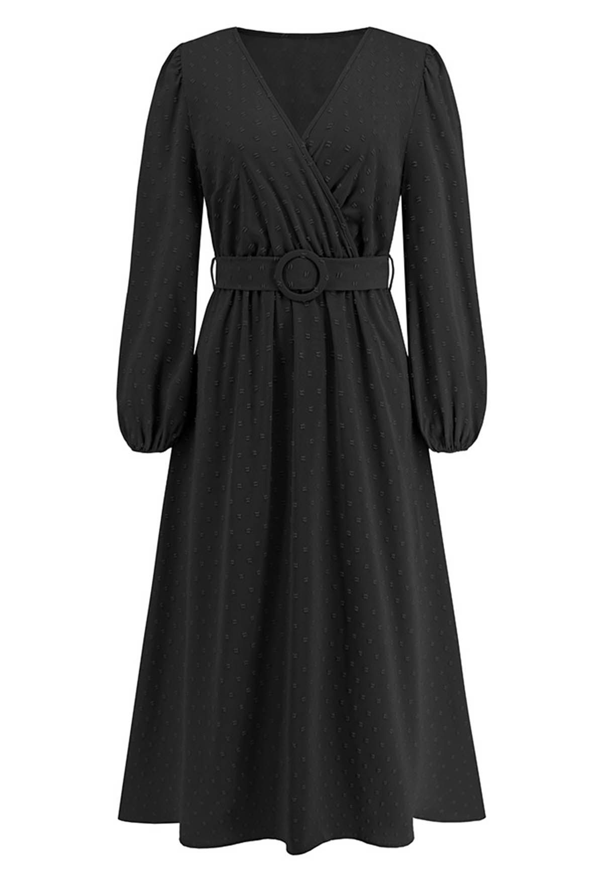 فستان جاكار منقط بحزام ملفوف باللون الأسود
