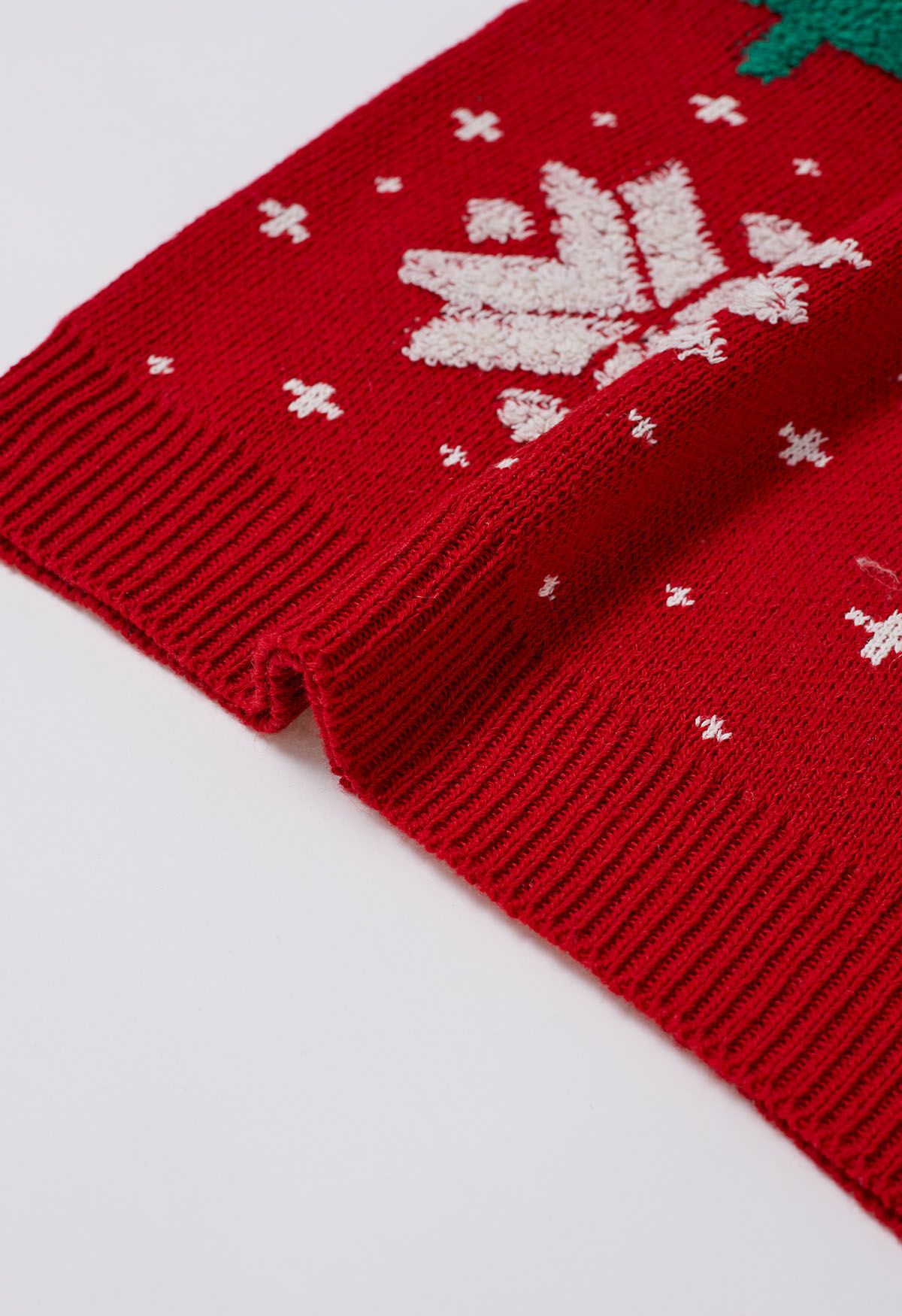 سترة منسوجة من قماش الجاكار على شكل شجرة عيد الميلاد وندفة الثلج باللون الأحمر