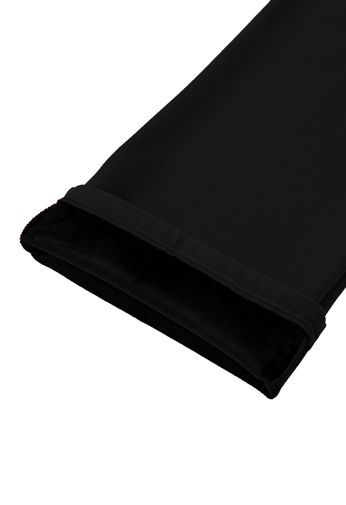 بنطال بخصر مكتنز وساق مستقيمة مطوي باللون الأسود