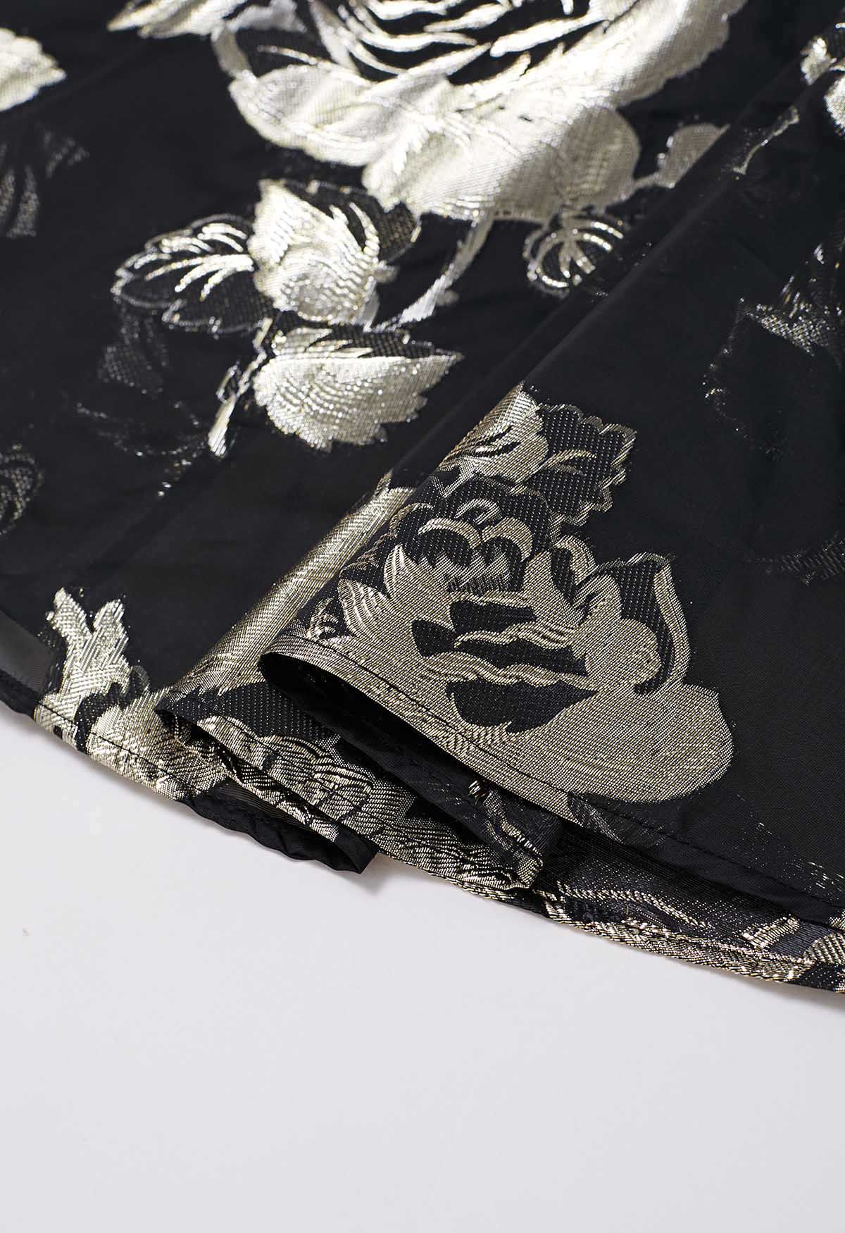 تنورة ميدي جاكار بنقشة الزهور المعدنية باللون الأسود