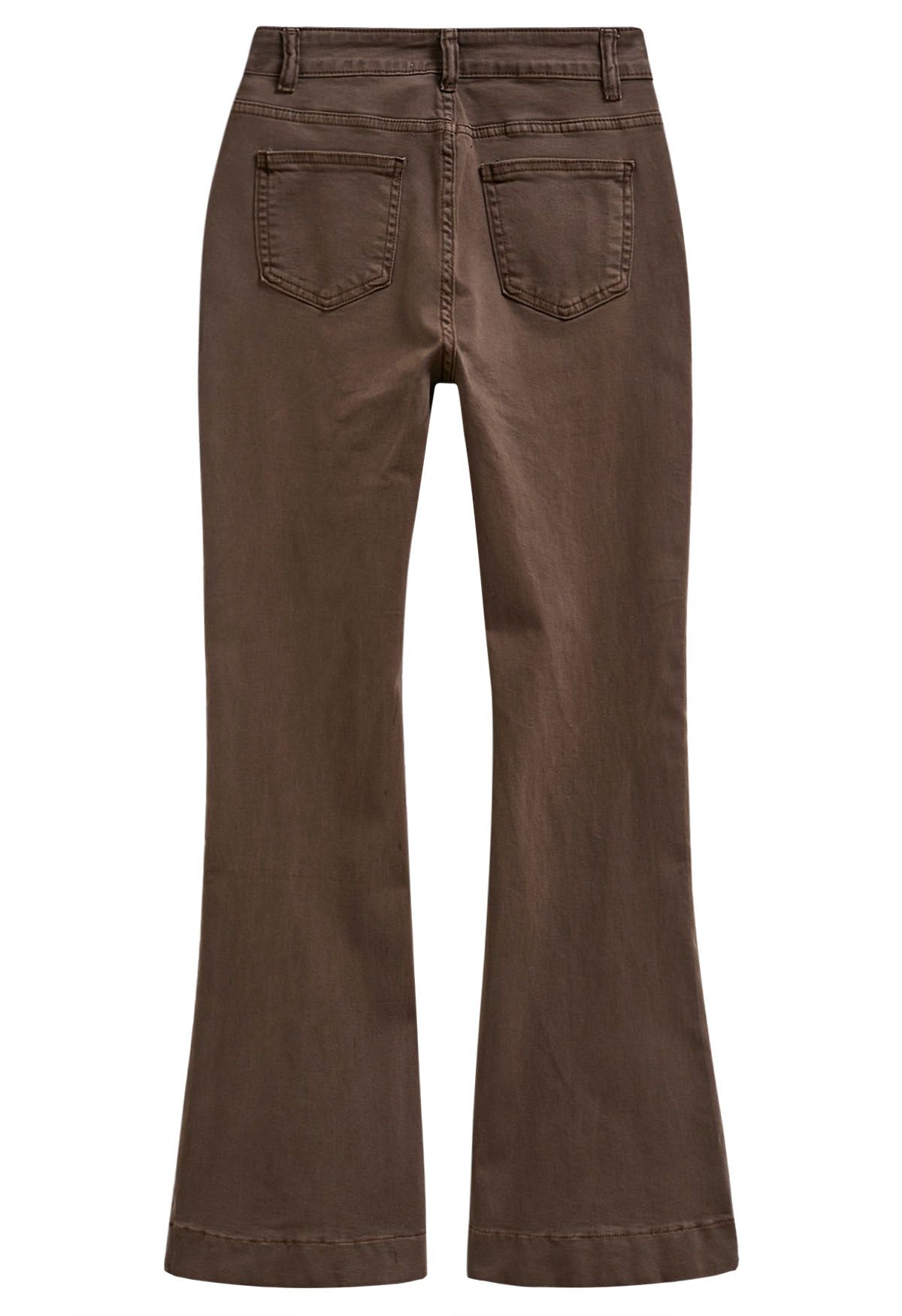 بنطال جينز واسع الساق ذو خصر عالٍ على الموضة باللون البني