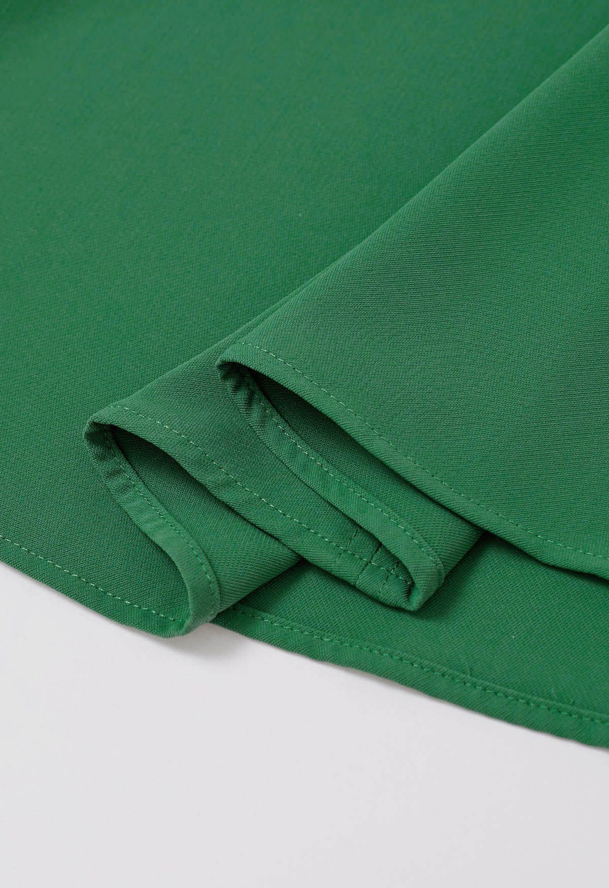 تنورة مكشكشة بلون خالص باللون الأخضر
