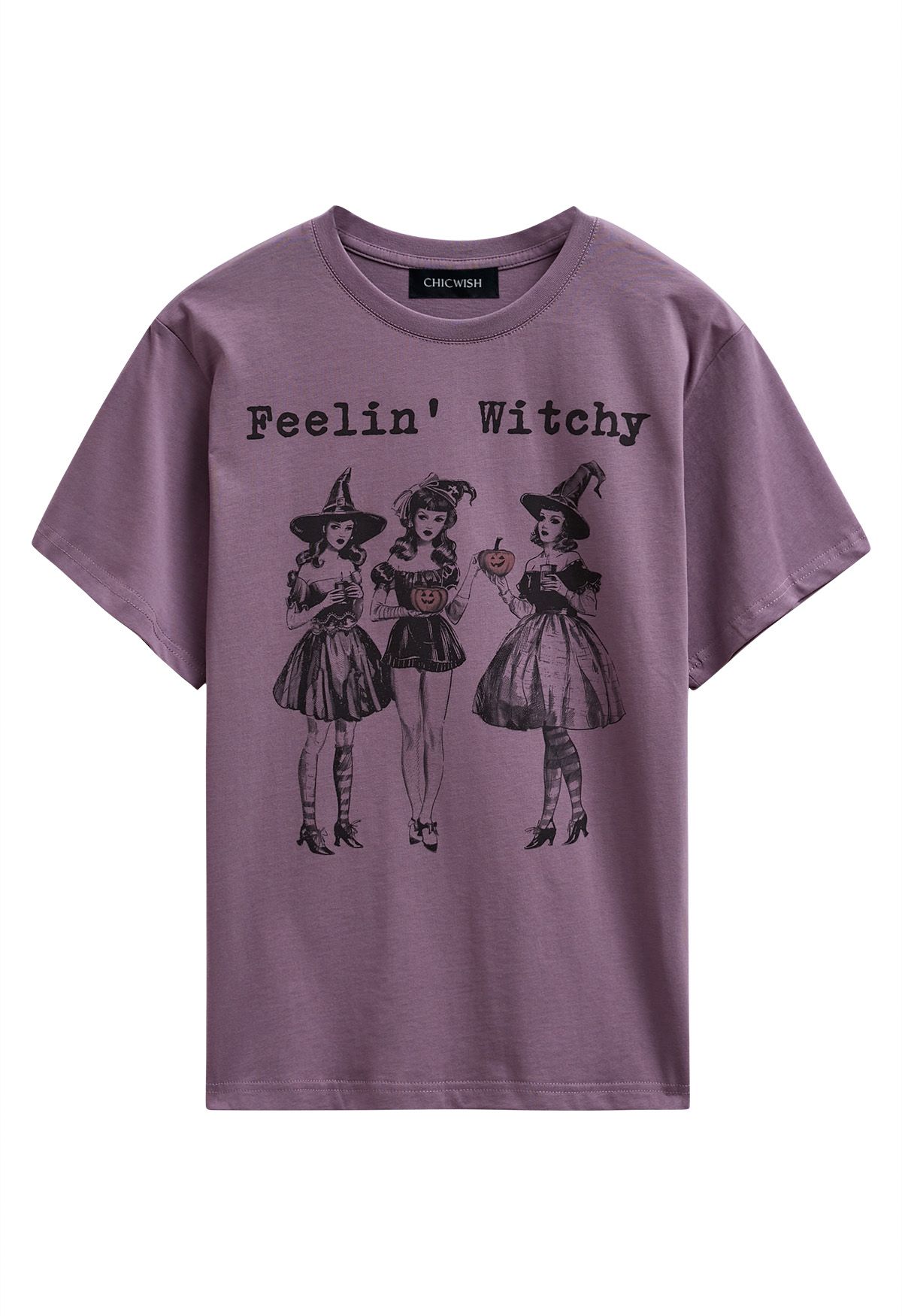 تي شيرت بنمط Feelin' Witchy Girly