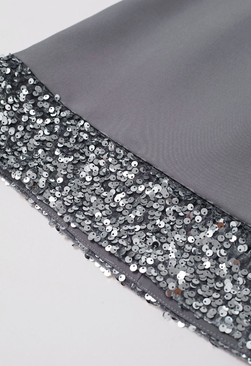 تنورة قصيرة من Shine Glamour Sequin Hem باللون الرمادي