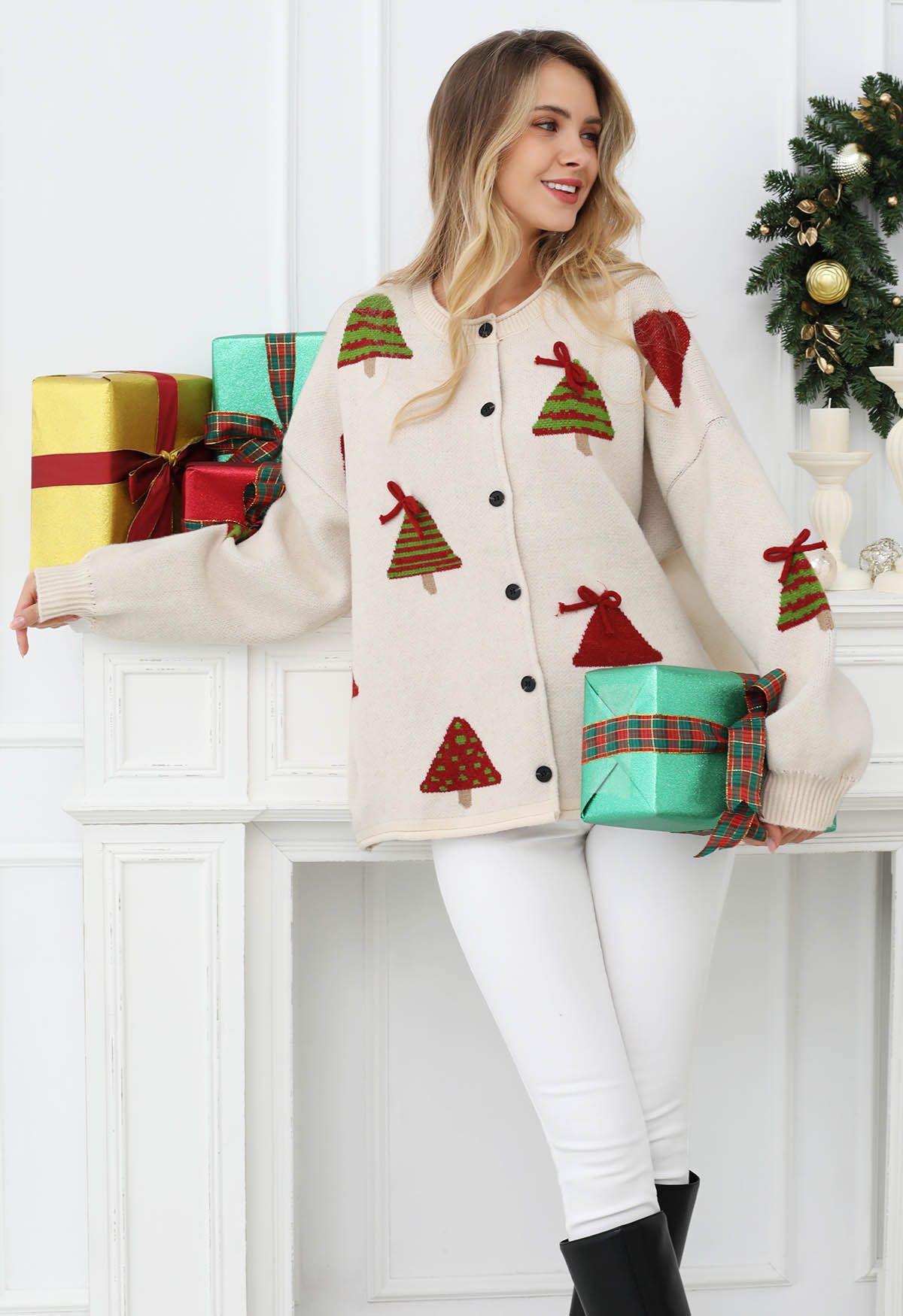 Cutie 3D Bowknot Christmas Tree Buttoned Knit Cardigan in Oatmeal