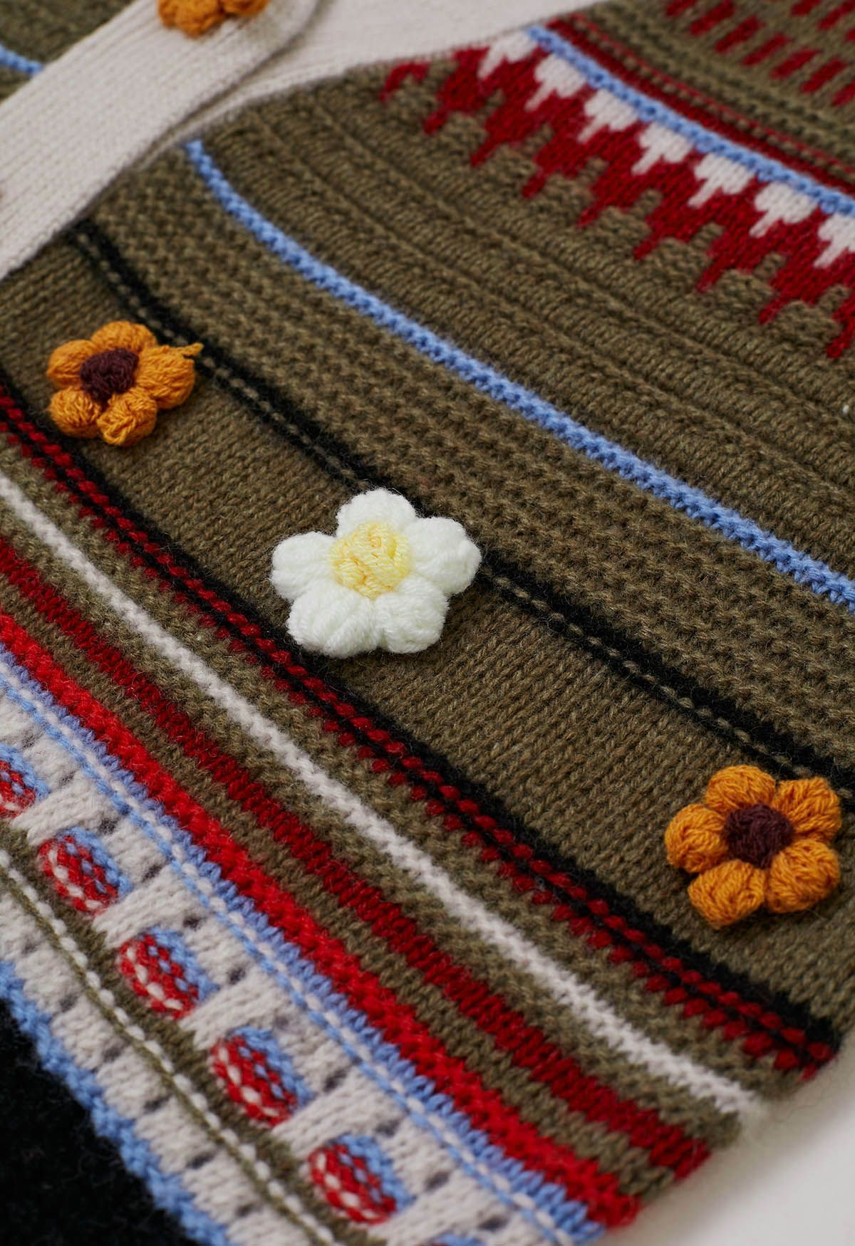 كارديجان من الصوف من مجموعة Stitch Flowers Fair Isle باللون الأخضر العسكري