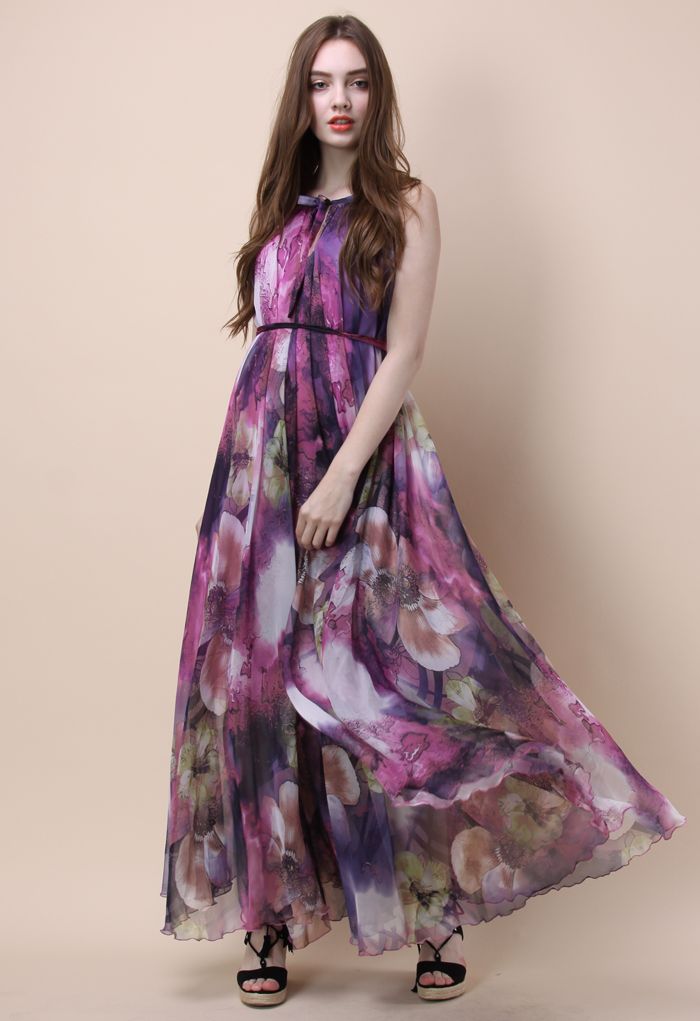 فستان ماكسي مزهّر بنقشة الزهور الأرجواني الغامض