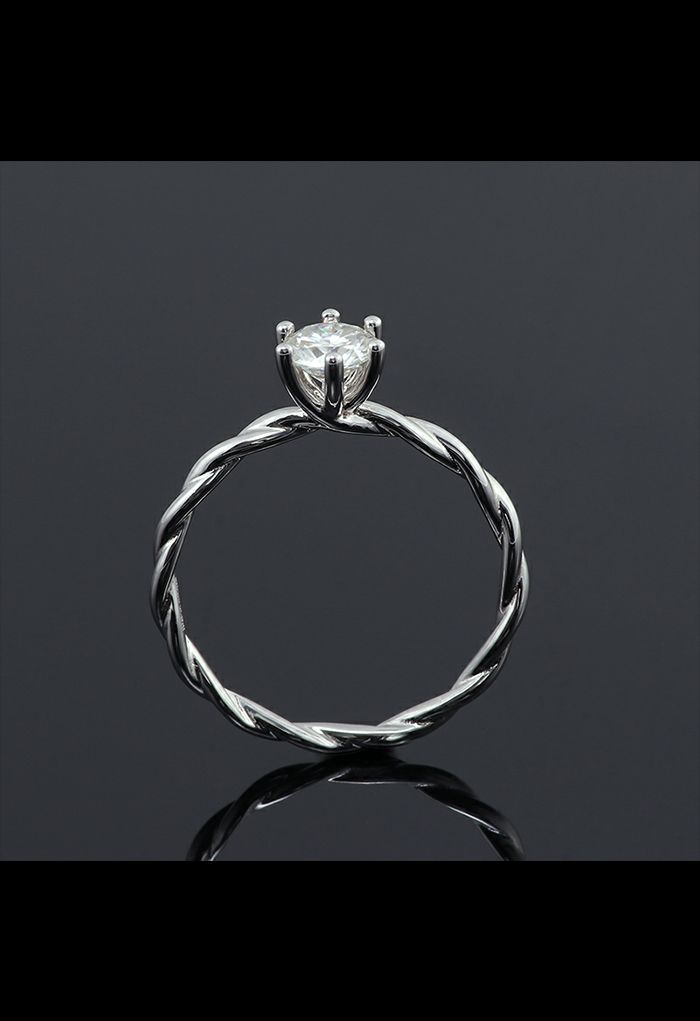 خاتم الماس المويسانتي الشكل الملتوي