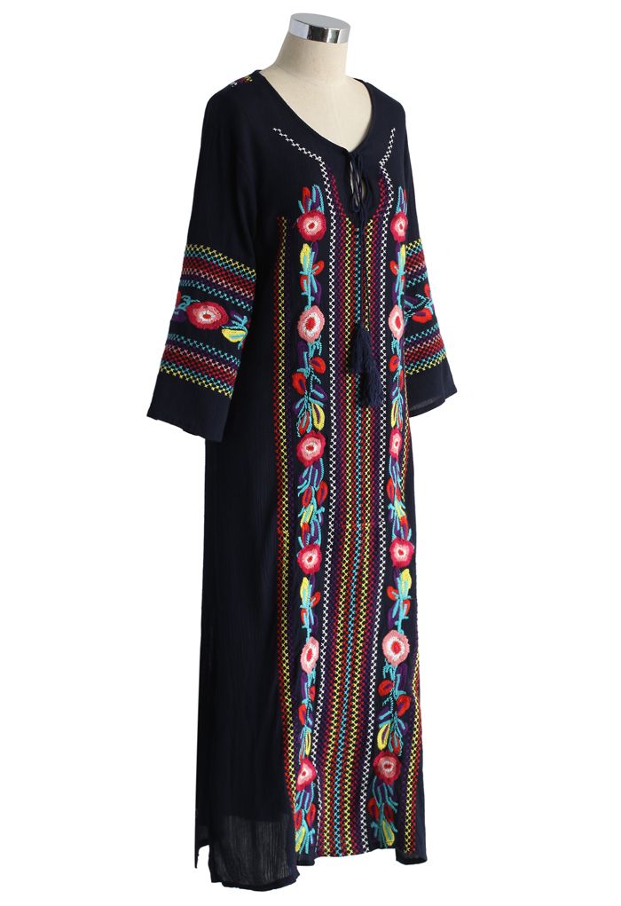 فستان بوهو بلوسوم ماكسي من الكريب باللون الكحلي