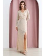 فستان دارلينج مزين بالترتر وفتحة عالية باللون الكريمي