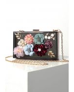 حقيبة يد أنيقة ثلاثية الأبعاد من الأزهار باللون الأسود